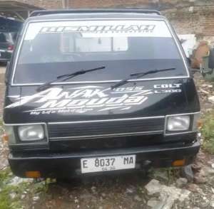 Jual bekas Mitsubishi L300 th 86,lokasi di Karawang Kab.