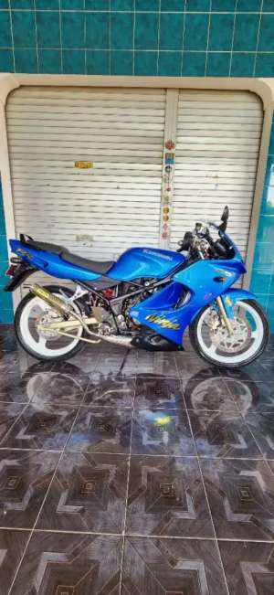 Jual bekas Ninja RR old CBU biru 2004,lokasi di Klaten Kab.