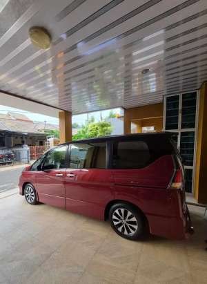 Jual bekas Nissan Serena 2022 Bensin,lokasi di Bekasi Kota