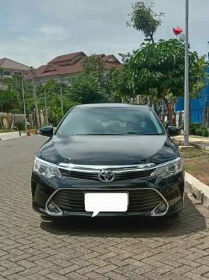 Jual bekas Paket TDp 5 jt Camry 2.5 V Matic Hitam met thn 2016,lokasi di Jakarta Pusat