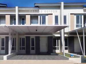 Rumah Anging Mammiri Aropala Hertasning Makassar. lokasi di Makassar Kota, tersedia melalui melalui situs Olx