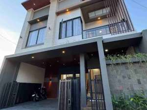 Rumah Baru Full Furnished Di Jalan Kaliurang Km 10 lokasi di Sleman Kab., tersedia melalui melalui situs Olx