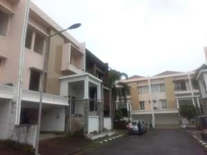 Rumah di Perum Palm Recidence Seluas 160 m2 - Makassar lokasi di Makassar Kota, tersedia melalui melalui situs Olx