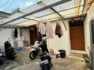 Rumah Kost Di H Ramli Menteng Dalam Belakang Kokas lokasi di Jakarta Selatan, tersedia melalui melalui situs Olx