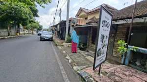 RUMAH PINGGIR JALAN RAYA TINGKIR SALATIGA lokasi di Salatiga Kota, tersedia melalui melalui situs Olx
