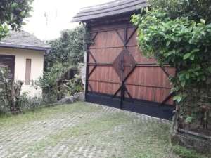 Rumah Premium Dekat Jalan Raya Bogor Harga Rp4,7 Miliar lokasi di Bogor Kota, tersedia melalui melalui situs Olx