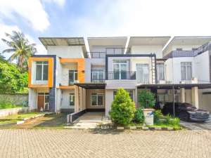 Rumah Strategis 4 Mnt ke RSIA Bunda Ciputat 2 Lantai Siap KPR J-38390 lokasi di Tangerang Selatan Kota, tersedia melalui melalui situs Olx