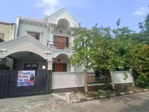 Ss.3610- MurahDijual Rumah Hook Siap Huni 16,5 x 15,6 Jalan 3 Mobil di Taman Pegangsaan Indah Hadap Selatan Timur lokasi di Jakarta Utara, tersedia melalui melalui situs Olx