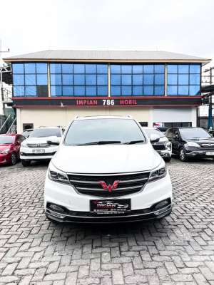 Jual bekas TDP 48JT Wuling Cortez 1.8 Lux AT Putih 2018CONFERO ALMAZ,lokasi di Medan Kota