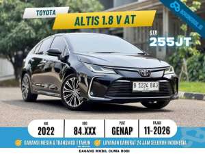 Jual bekas TDP 5 JutaToyota Altis V AT Hitam Metalik 2022 civic camry accord,lokasi di Tangerang Selatan Kota