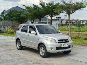 Jual bekas Terios TS Extra 2011 Matic DP 5JT,lokasi di Bandung Kota