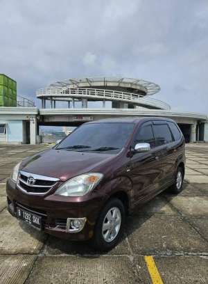 Jual bekas Toyota Avanza G Automatic 2010 Murah,lokasi di Jakarta Utara