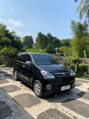 Jual bekas Toyota avanza s matic 2009,lokasi di Bandung Kota