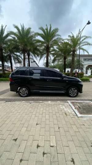 Jual bekas Toyota Avanza Veloz 1.5 Matic 2021,lokasi di Jakarta Selatan