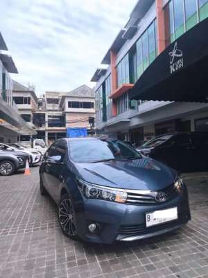 Jual bekas Toyota Corolla Altis V 1.8 Tahun 2015,lokasi di Tangerang Selatan Kota