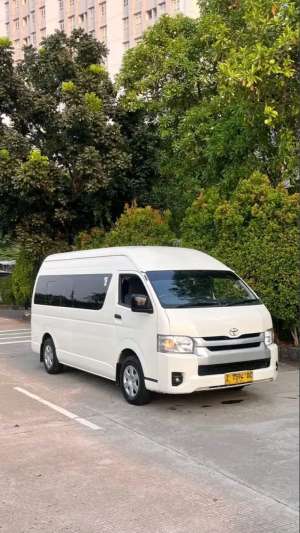 Jual bekas Toyota Hiace commuter 2024,lokasi di Jakarta Pusat