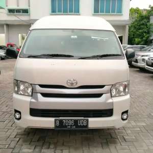 Jual bekas TOYOTA HIACE COMMUTER 2.5 MT 2021,lokasi di Bekasi Kota