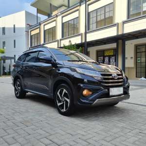 Jual bekas Toyota rush GR sport automatic 2023 istimewa,lokasi di Tangerang Selatan Kota