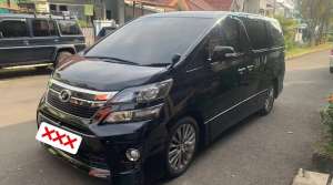 Jual bekas Toyota Vellfire 2013 Bensin,lokasi di Depok Kota