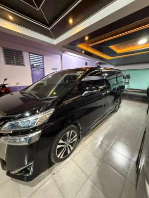 Jual bekas Toyota Vellfire 2018 Bensin,lokasi di Medan Kota