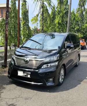 Jual bekas TOYOTA VELLFIRE 2.4 2WD 2011,lokasi di Subang Kab.
