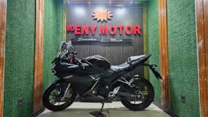 Jual bekas UD ENY MOTOR - Honda New CBR 150 thun 2024 limit,lokasi di Surabaya Kota