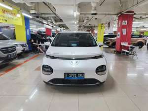 Jual bekas Wuling Cloud Ev Listrik 2024 Putih km 35 rban,lokasi di Jakarta Pusat