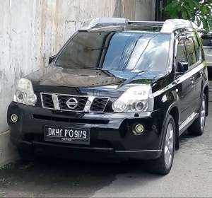 Jual bekas Xtrail 2010-2011,lokasi di Denpasar Kota