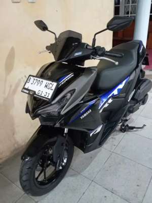 Jual bekas Yamaha aerox km1400 2025,lokasi di Tangerang Selatan Kota
