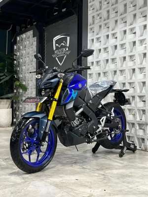 Jual bekas Yamaha MT 15 2022 pmk 2023,lokasi di Surabaya Kota