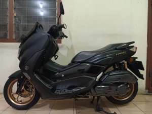 Jual bekas Yamaha NMAX 155 S KEYLESS 2021 ISTIMEWA LIKE NEW B DKI,lokasi di Jakarta Barat