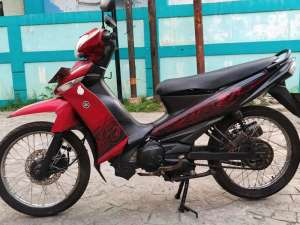 Jual bekas Yamaha Vega ZR 2011 stater tokcer halus mulus terawat,lokasi di Tangerang Kota