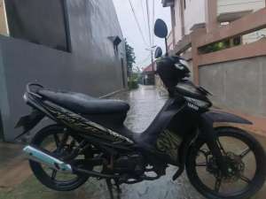 Jual bekas Yamaha Vega ZR 2011 stater tokcer halus mulus terawat,lokasi di Tangerang Kota
