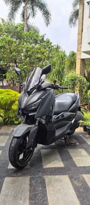 Jual bekas Yamaha Xmax 2019 Black Matte,lokasi di Tangerang Selatan Kota