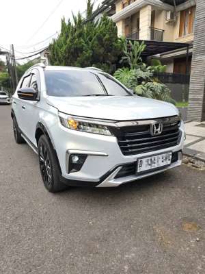 Jual bekas 19rb KMHonda BRV N7X Prestige 2024,lokasi di Bandung Kota
