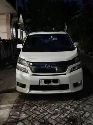 Jual bekas 2013 Toyota Vellfire V,lokasi di Sidoarjo  Kab.