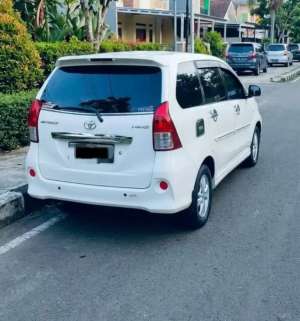 Jual bekas 2015 TOYOTA AVANZA VELOZ 1.5 MANUAL,lokasi di Samarinda Kota