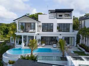 4 Bedroom Villa for sale in Uluwatu, Bali lokasi di Kab. Badung, tersedia melalui melalui situs Olx