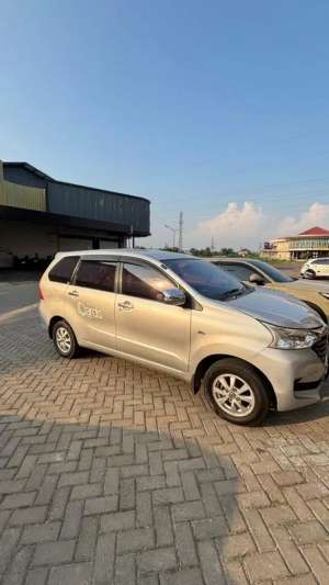 Jual bekas Avanza 2016 matic,lokasi di Banyumas Kab.