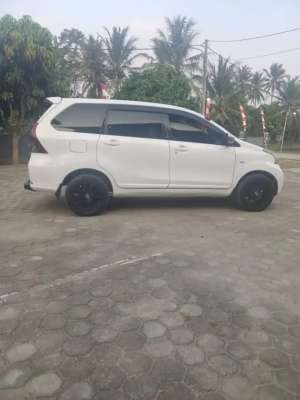 Jual bekas Avanza g 2012 matic,lokasi di Bandar Lampung Kota