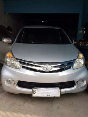Jual bekas Avanza g matic 2014,lokasi di Tangerang Selatan Kota