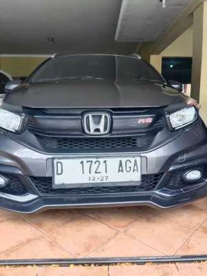 Jual bekas Bismillah numpang jual mobilio RS metic no. D 2017,lokasi di Ciamis Kab.