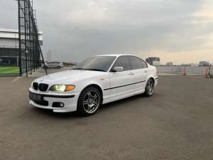 Jual bekas BMW AT 330i 2003,lokasi di Jakarta Utara