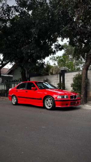 Jual bekas BMW E36 320i M50 1994 hellrot red rare manual kondisi istimewa,lokasi di Jakarta Selatan
