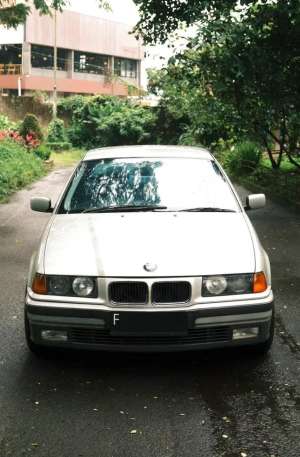 Jual bekas Bmw e36 323i manual,lokasi di Bogor Kota