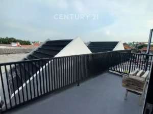 Brand NewRumah Di Warakas Tanjung Priok lokasi di Jakarta Utara, tersedia melalui melalui situs Olx