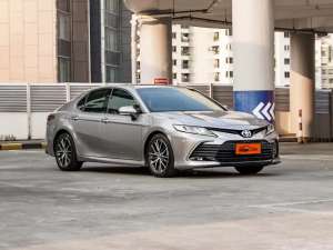 Jual bekas Camry V 2.5 at 2022 Abu, Tdp 20jt,lokasi di Jakarta Selatan