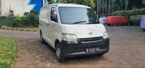 Jual bekas Carry futura pick up 2012 mobil siap nyari duit,lokasi di Jakarta Pusat