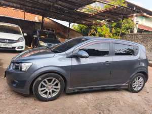 Jual bekas Chevrolet Aveo 2014 Bensin,lokasi di Jakarta Timur