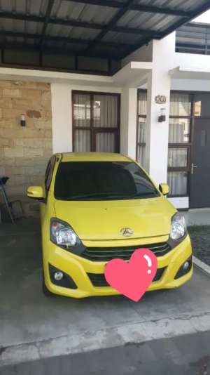Jual bekas Daihatsu ayla 1.0 Matic 2023,lokasi di Malang Kota